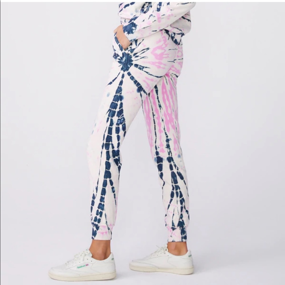 NWT Monrow Bamboo Burst Tie Dye Girlfriend Sweatpants